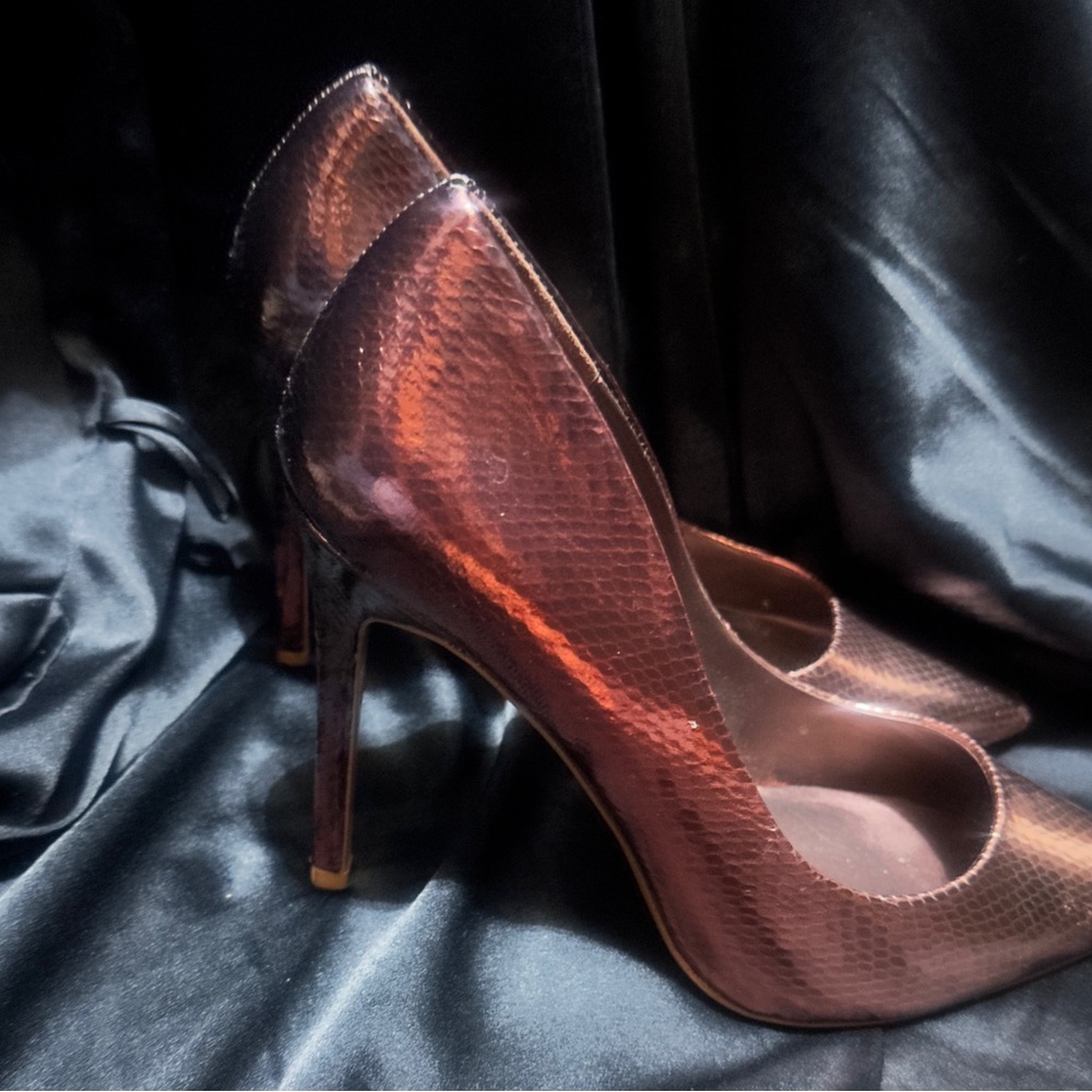 ALDO Lala Bronze Metallic Ombre Snakeskin Embossed Pump - Size 10 - Picture 4 of 9
